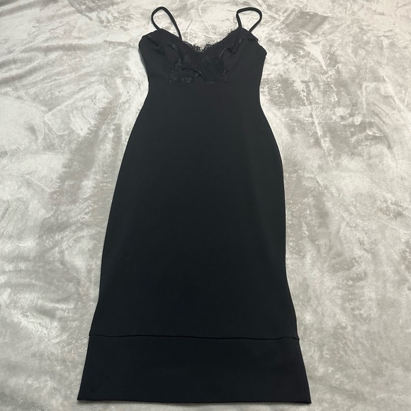 Beautiful women dress - Picture 2 of 7